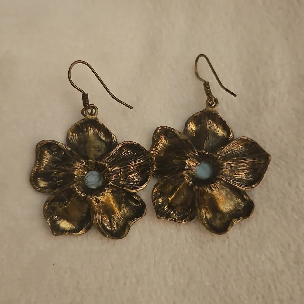 Vintage 1980s Leopard Print Flower Dangle Earrings